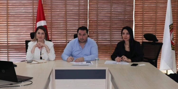 WOMAN HAND IN INDUSTRY PROJECT